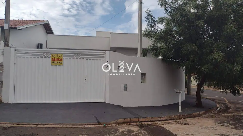 Foto de capa — Casa em Parque das Aroeiras II, São José do Rio Preto