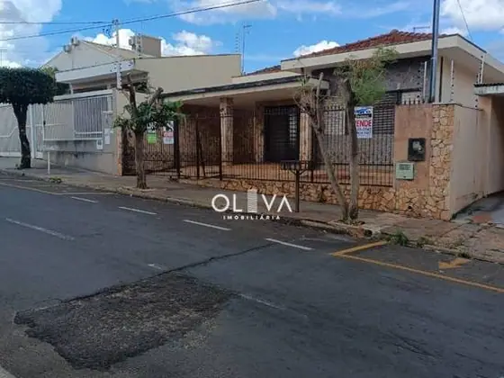 Foto de capa — Casa em Higienópolis, Catanduva
