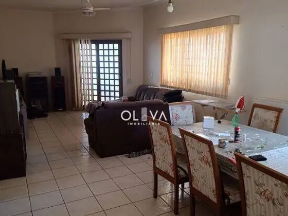 Foto de capa — Casa em Jardim Caparroz, São José do Rio Preto